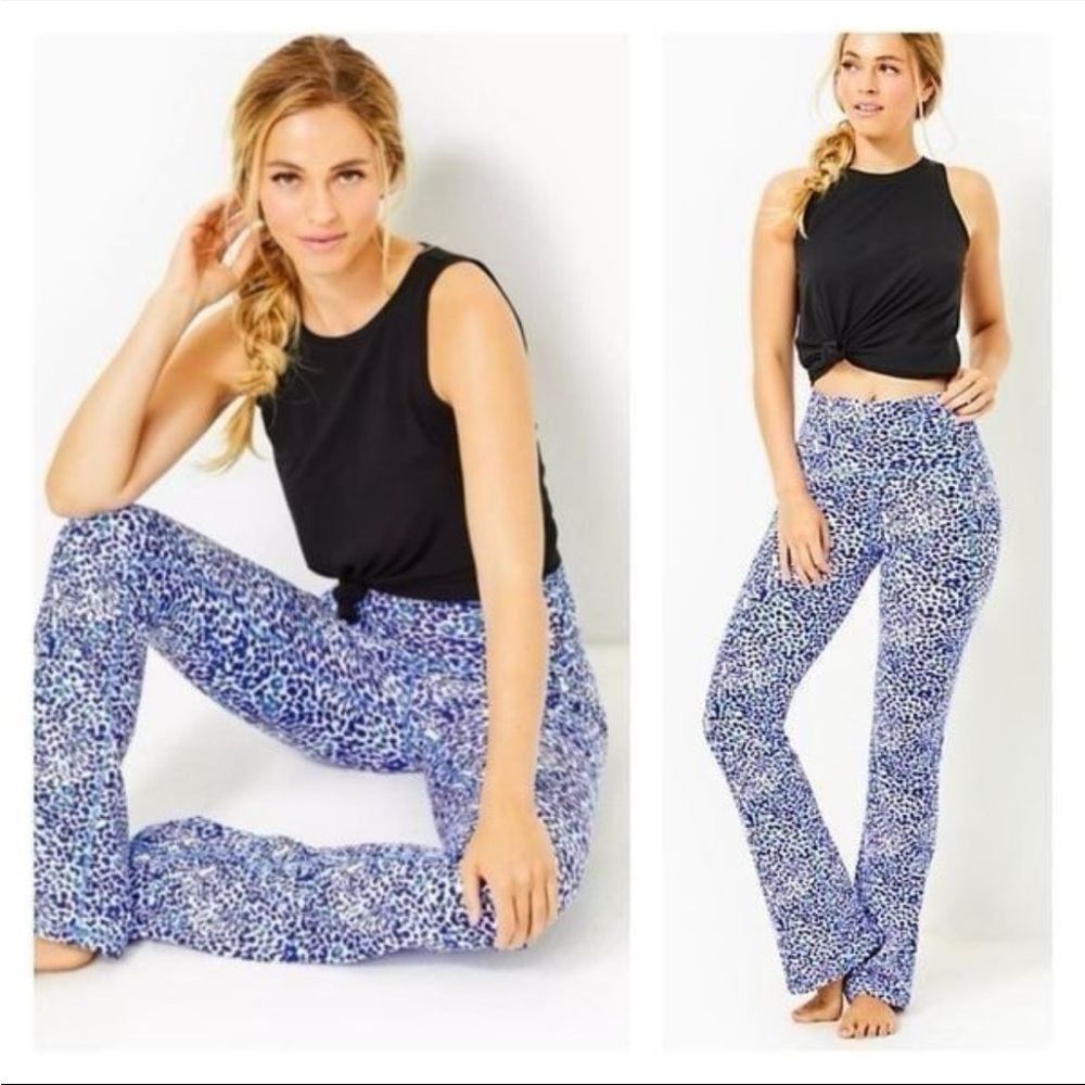 LILLY PULITZER Blue Leopard Print Women's Flare Leggings